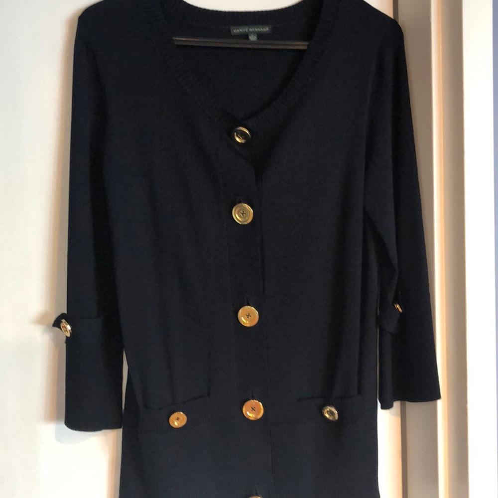 Navy blue cruise